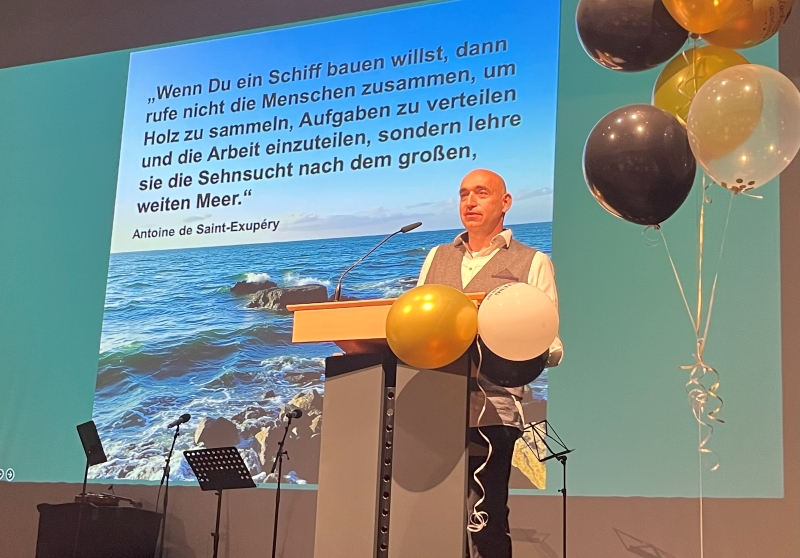 685e70ba1ad499.09020166_2025 Abschluss Rede Ranné.jpg